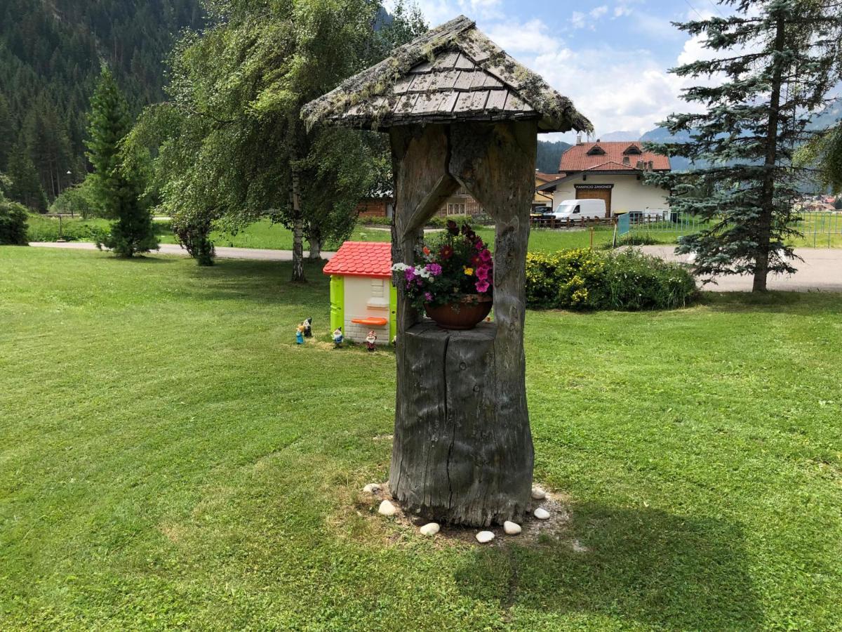 Apartmán Mes Lastei Campitello di Fassa Exteriér fotografie
